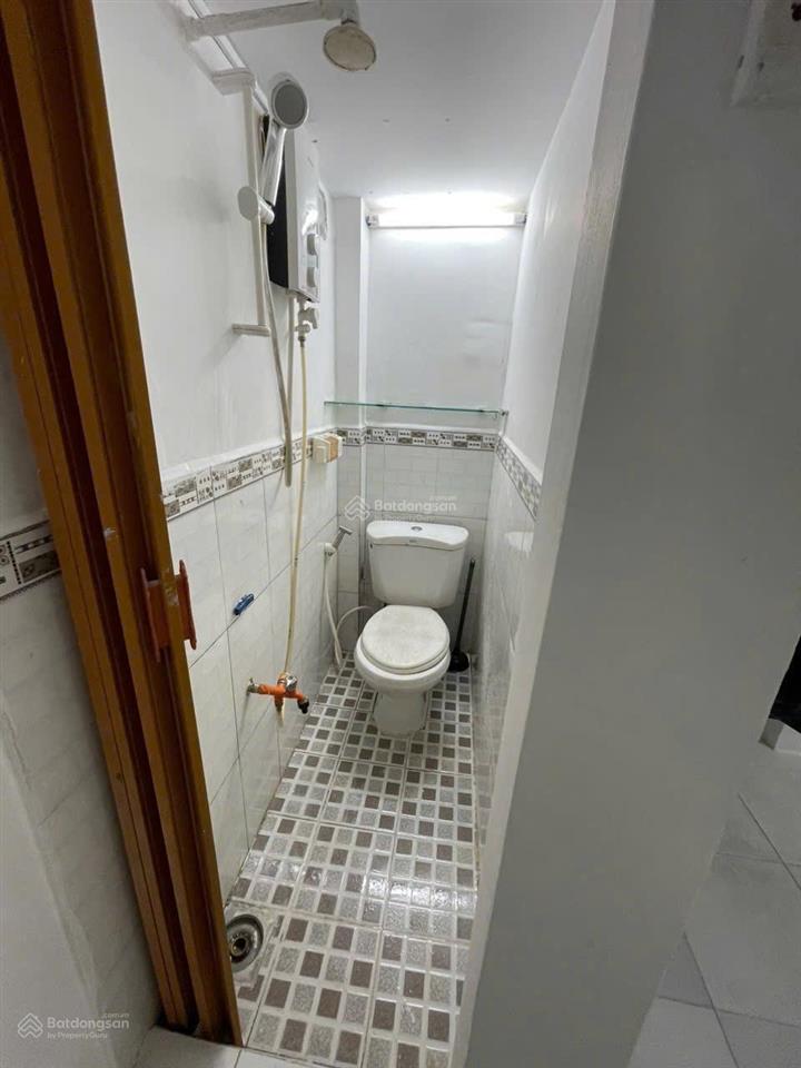 Chỉ 2 tỷ sở hữu ngay nhà 2 tầng đường bạch đằng  hẻm xe hơi thông đường bùi đình túy  lô góc