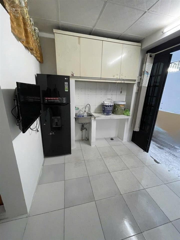 Chỉ 2 tỷ sở hữu ngay nhà 2 tầng đường bạch đằng  hẻm xe hơi thông đường bùi đình túy  lô góc