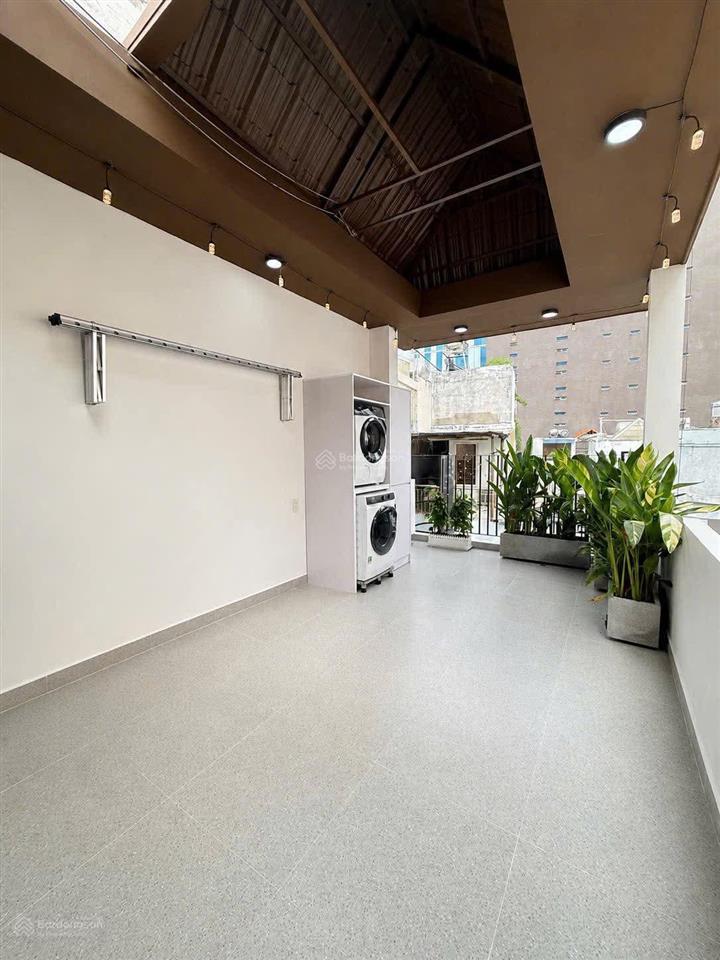 Chdv 7 phòng full nội thất thang máy trung tâm quận 3  giá 14tỷ5 cách mạng tháng 8, phường
