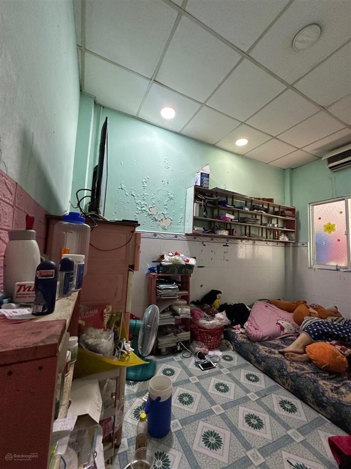 Quận 10 đường lê hồng phong  ngay ngã bảy lý thái tổ  nhà cũ tiện xây mới  23m2  giá  4tỷ1