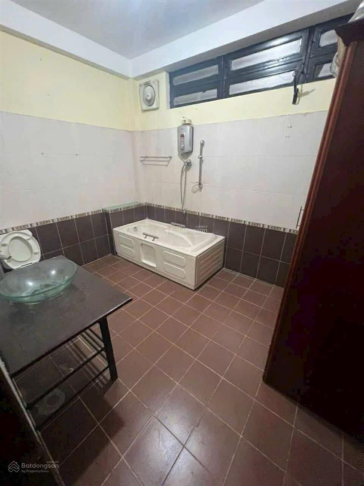 Nhà đẹp đội cung quận 11  hẻm 6m nở hậu  4pn  4wc  giá 7tỷ6 đường đội cung, quận 11, giá 7tỷ4