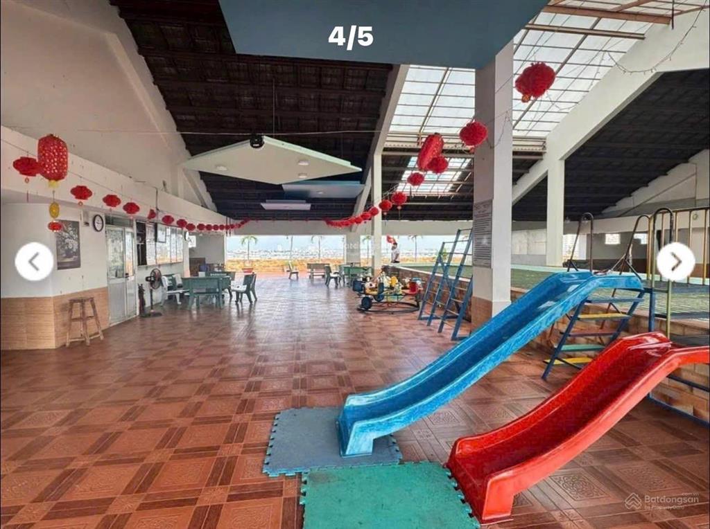 Bán căn hộ 62 bà hom quận 6  dt 60m2  2pn  2wc  giếng trời thoáng mát full nội thất  giá 3tỷ5