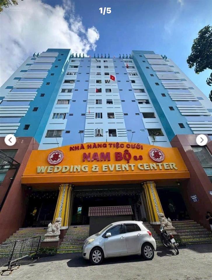 Bán căn hộ 62 bà hom quận 6  dt 60m2  2pn  2wc  giếng trời thoáng mát full nội thất  giá 3tỷ5