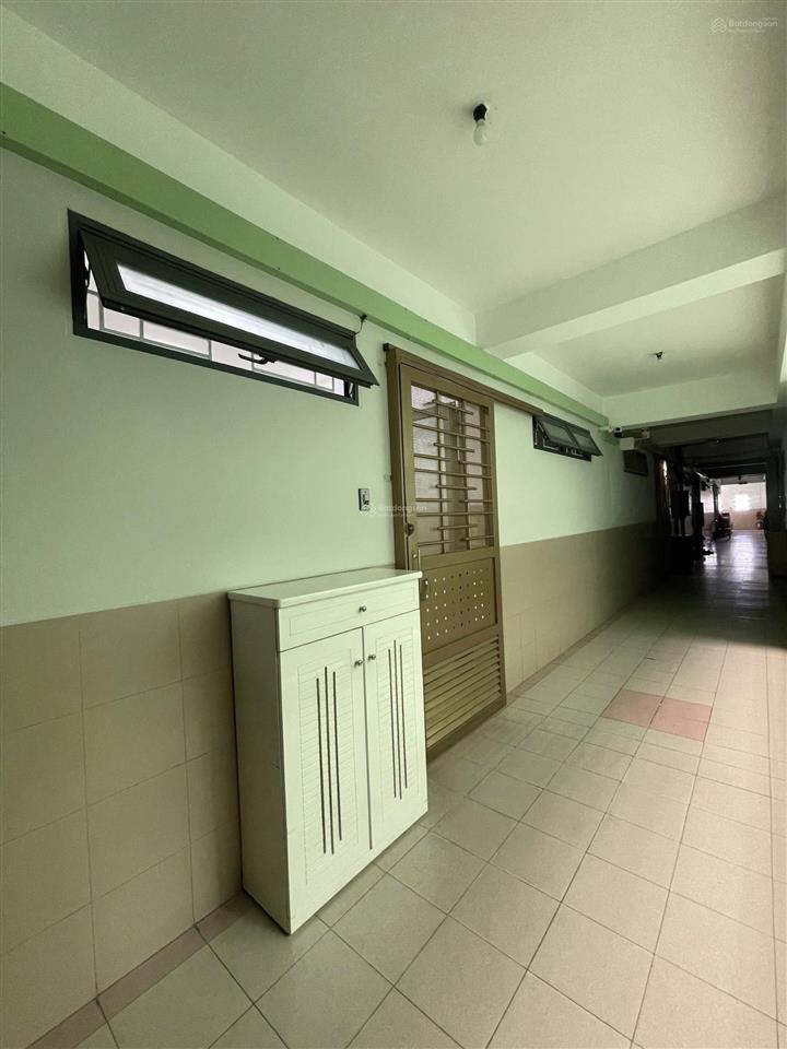Bán căn hộ 62 bà hom quận 6  dt 60m2  2pn  2wc  giếng trời thoáng mát full nội thất  giá 3tỷ5