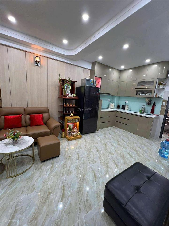 Bán căn hộ 62 bà hom quận 6  dt 60m2  2pn  2wc  giếng trời thoáng mát full nội thất  giá 3tỷ5