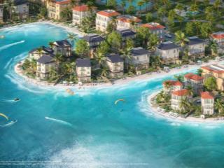Tôi cần bán gấp biệt thự sl 270 m2 đất, 2 mặt tiền có bãi biển riêng sau nhà tại vinhomes cần giờ.