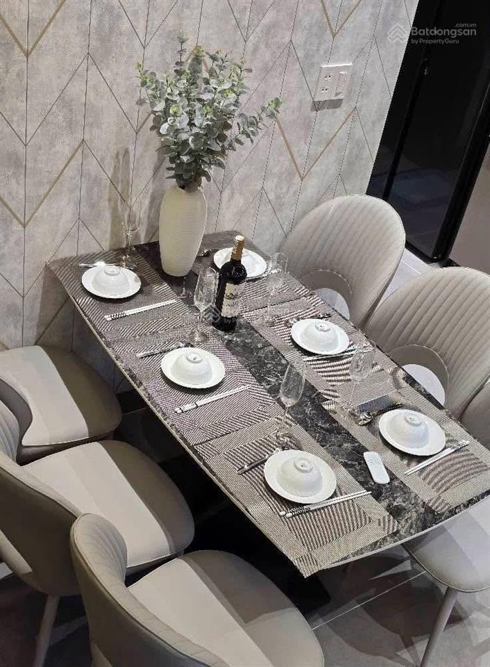 Duy nhất! hoàng cầu phân lô ô tô tránh vỉa hè 2m kd, cách mặt phố 20m, xây 62m2*5 tầng