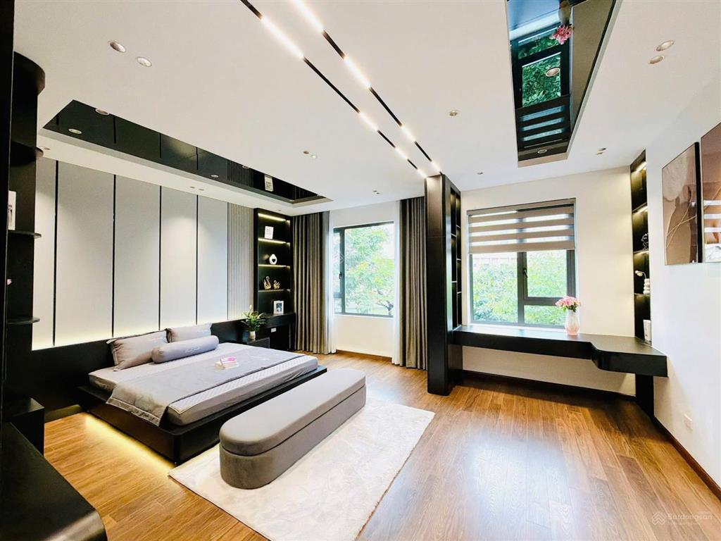 Hàng mới! phân lô huỳnh thúc kháng, mặt ngõ thông kd, vỉa hè 2m, ô tô tránh, 55m2*6tầng thang máy