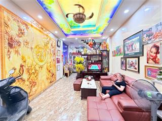 Huỳnh thúc kháng 70m*4t, vỉa hè rộng, ô tô tránh đỗ ngày đêm, 2 mặt thoáng, nhà đẹp đang cho thuê.