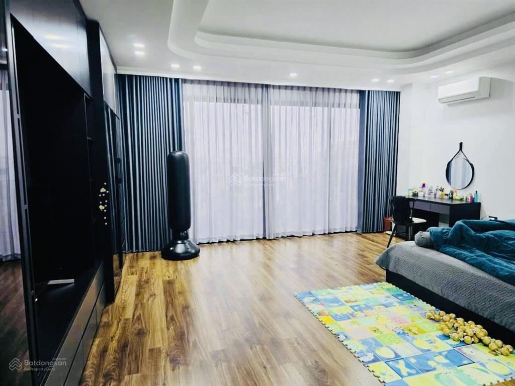 Phân lô nguyên hồng 66m, 7t, xây mới, thang máy, vỉa hè rộng kd, 2 ô tô tránh, 50m ra mặt phố.