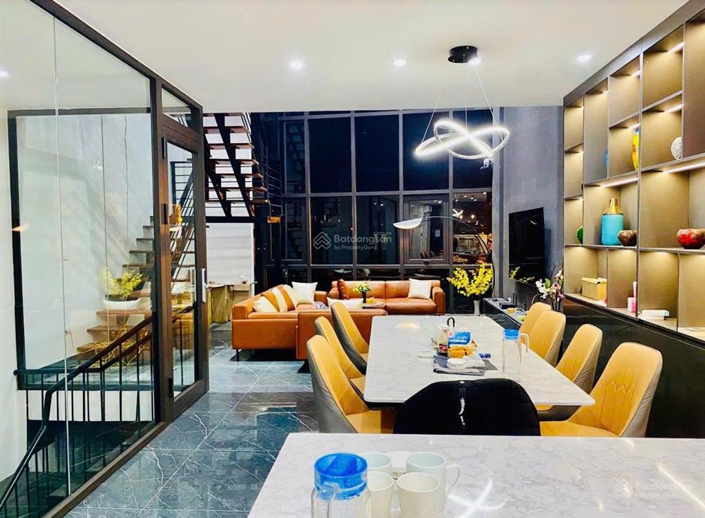 Phân lô nguyên hồng. ngõ ô tô tránh, vỉa hè rộng, dừng đỗ. nhà mới thang máy, kd đỉnh, 58m2*7t