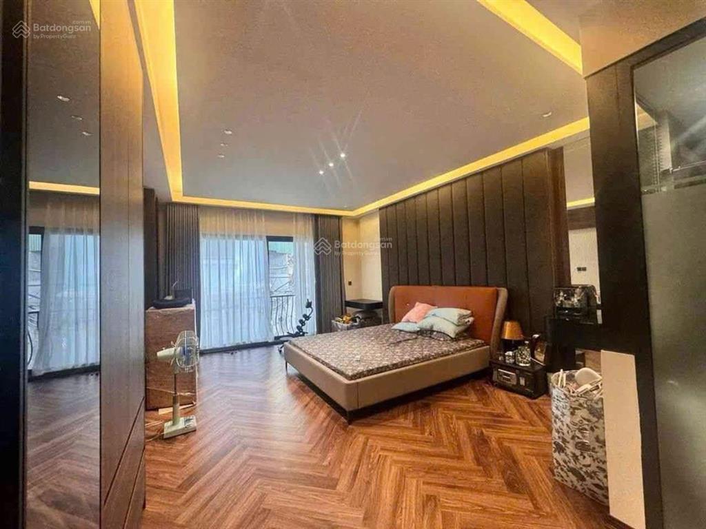 Khu nguyễn chí thanh, nhà phân lô lô góc 61m, 6 tầng thang máy, 2 ô tô tránh, vỉa hè, ở kết hợp kd