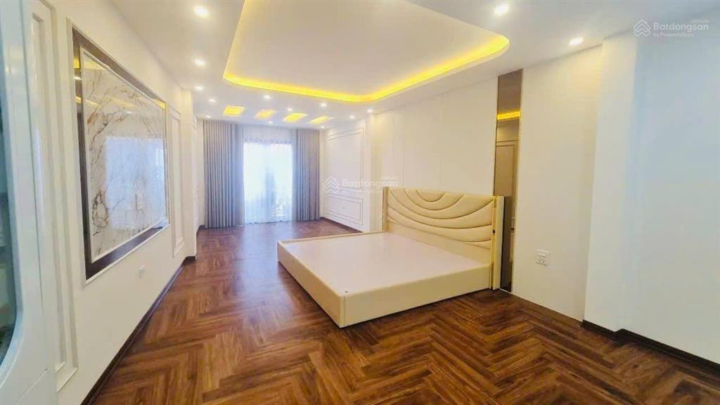 Láng hạ 59m², phân lô ô tô đỗ cửa, gara riêng, 6 tầng thang máy, 2 thoáng, full nt, ở/kinh doanh vp