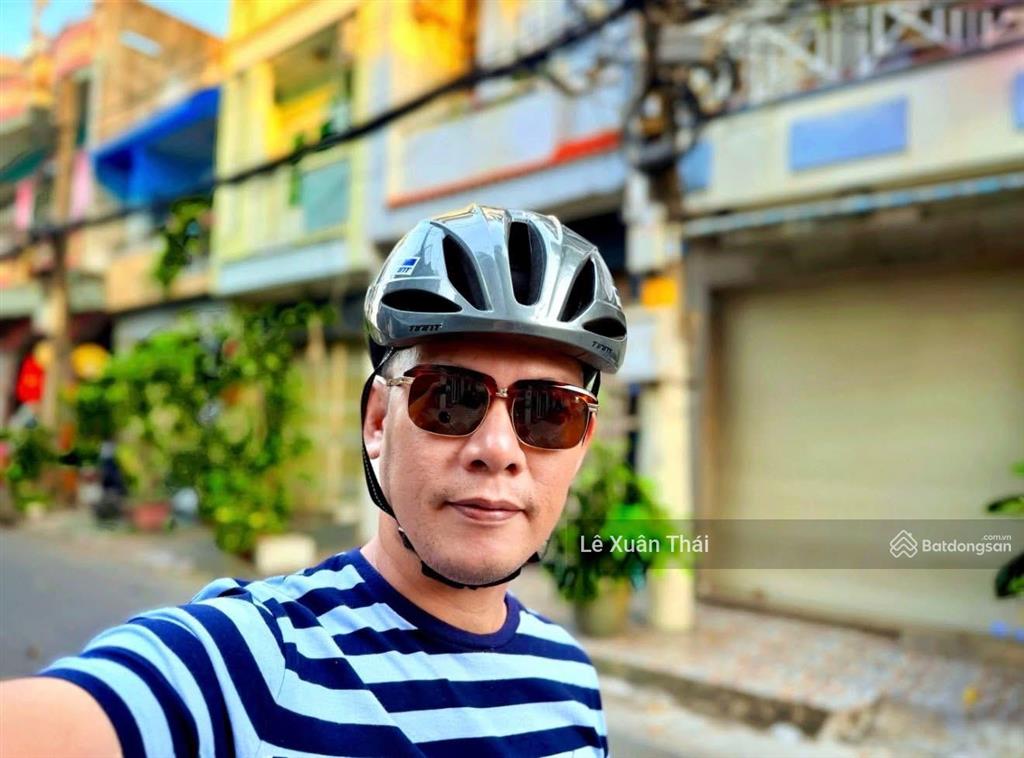 Giảm sâu! nhà lạc long quân q11 56m2, 4 tầng, ô tô vào nhà. nhỉnh 7 tỷ, đang cho thuê 20tr/tháng