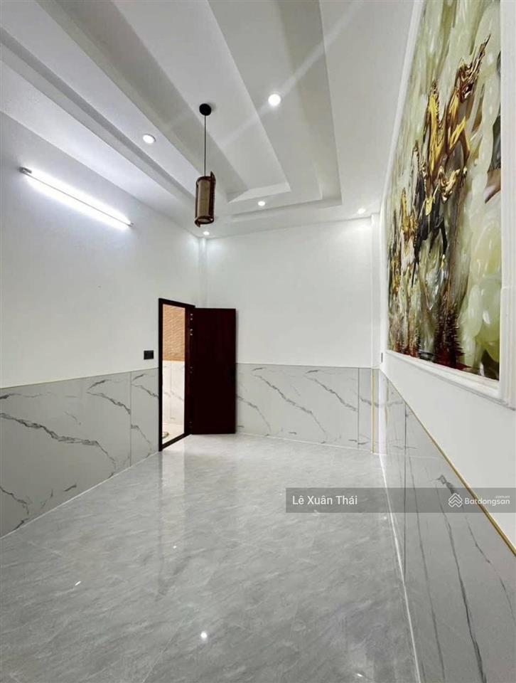 Nhà 4 tầng âu cơ, 42m2, 2 ô tô đổ cửa. chỉ 7.35 tỷ, ở ngay không sửa, p.9, tân bình.