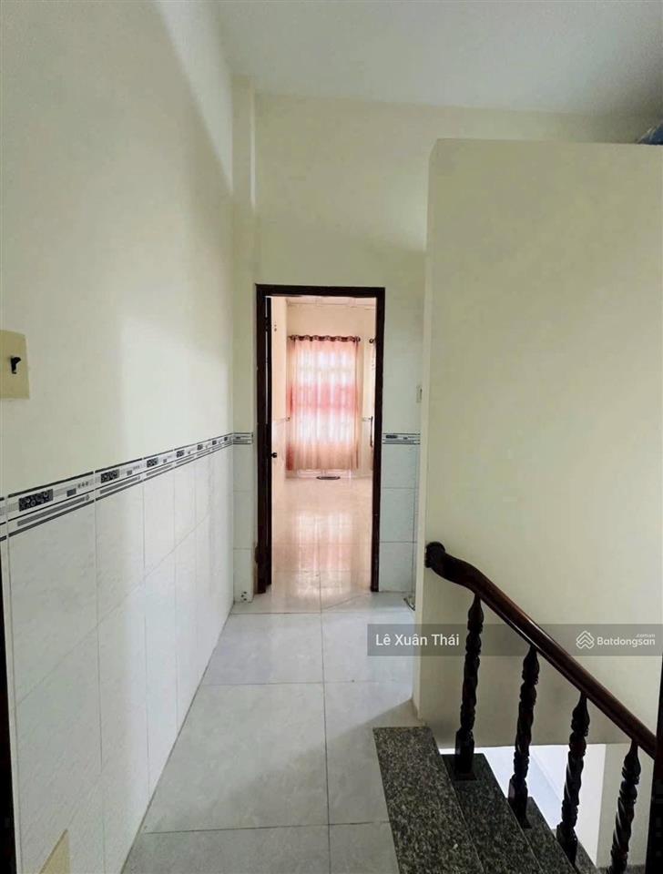 Nhà 4 tầng âu cơ, 40m2, ngang 4m. ô tô vào nhà. chỉ 6.98 tỷ, rẻ nhất khu vực p.9, tân bình.