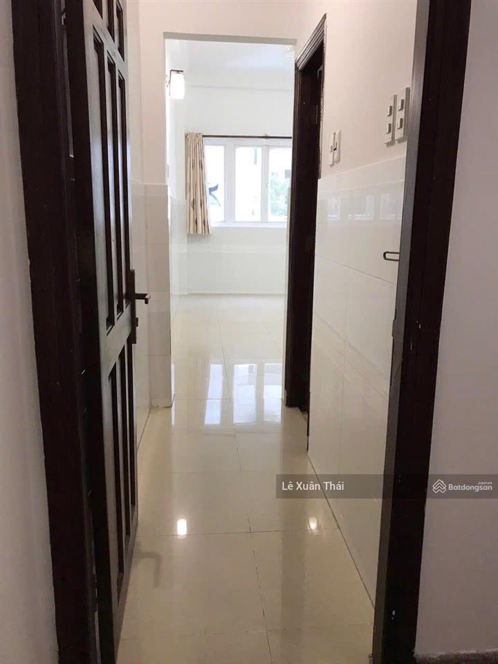 Hiếm, công chúa ngọc hân  nhà mặt tiền giá trong hẻm, 4 tầng, 40m2. 9 tỷ tl, rẻ nhất q11