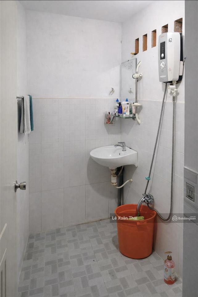 Giảm 500tr, 3t 30m2 vài bước ra mt nguyễn thiện thuật q3, gần nguyễn đình chiểu. chỉ 6.1 tỷ