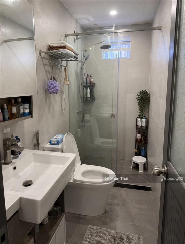 Trung tâm q10, xe hơi vào nhà, 5 tầng, 39m2. giá 8.45 tỷ còn tl. gần trường quốc tế việt úc