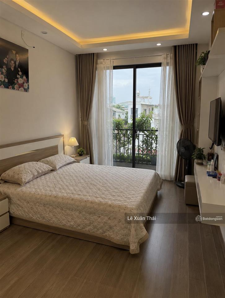 Nhà đẹp 4 tầng khu tên lửa  ở liền không sửa, 80m2, xe hơi trong nhà. giá 8.6 tỷ tl
