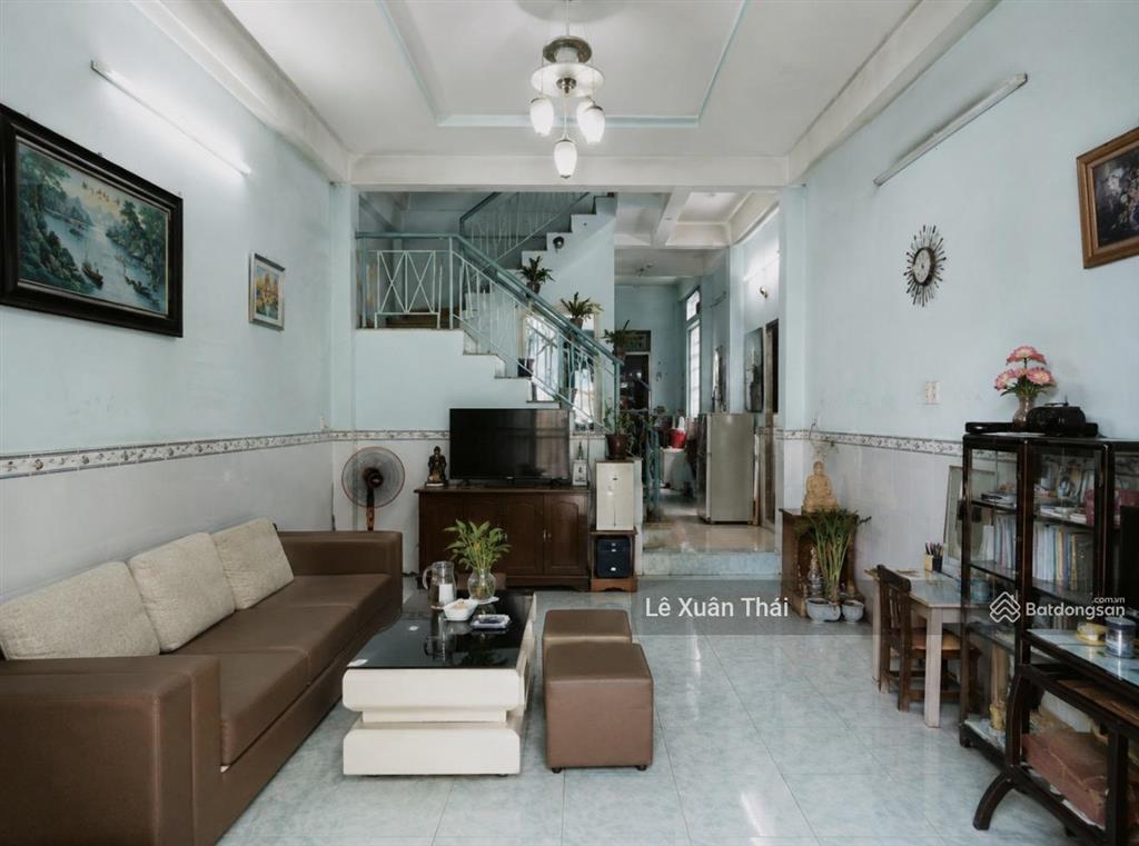 Nhỉnh 4 tỷ  q11, nên mua cc hay nhà phố, 4 tầng 3x7m, dtsd 65m2. gần lotte mart lđh
