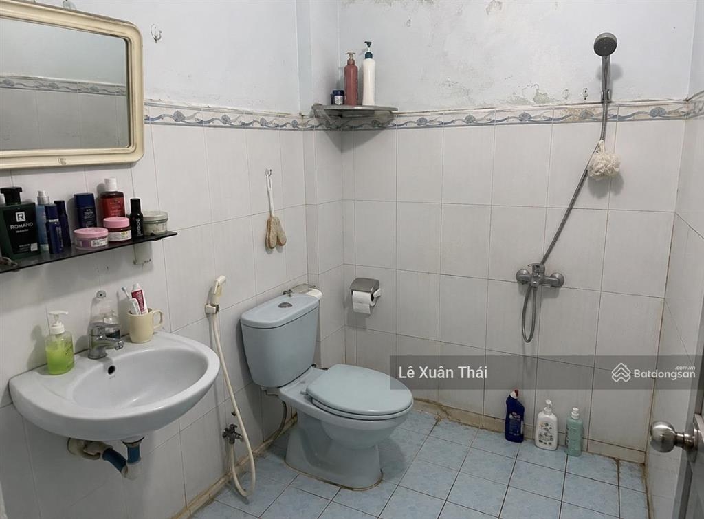 33m2, 2 tầng lãnh binh thăng, q11, dễ tiếp cận cho gđ nhỏ. chỉ 4.95 tỷ