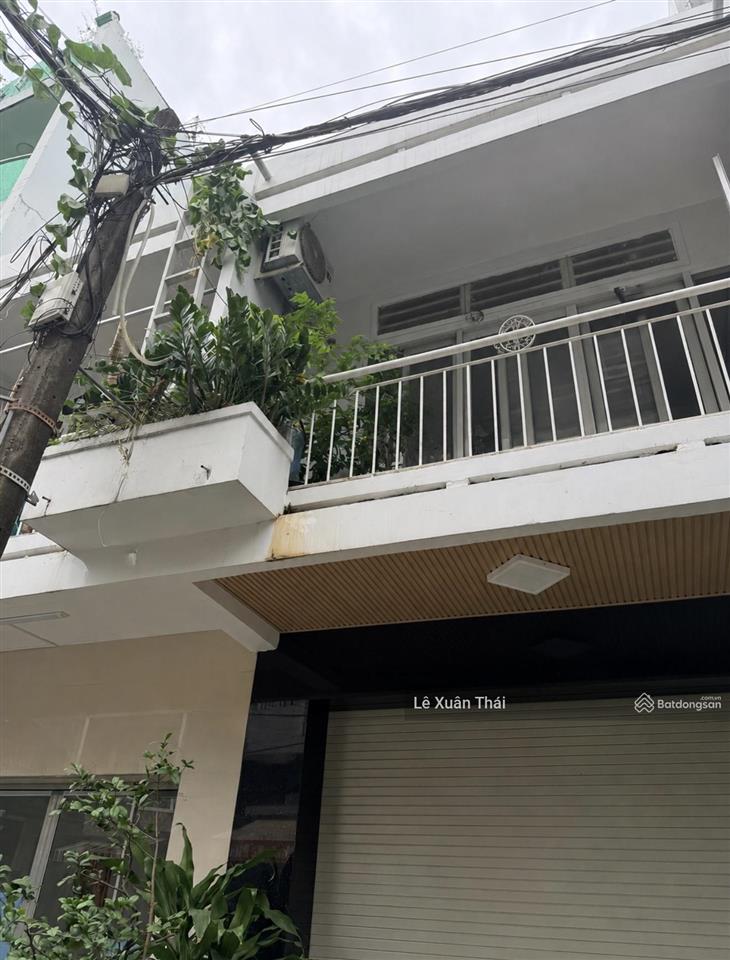 Đổi nhà mtkd, vc bác sĩ cần bán nhà 2t tôn thất hiệp q11, 40m2, ngang 4.1m. giá 4.9 tỷ