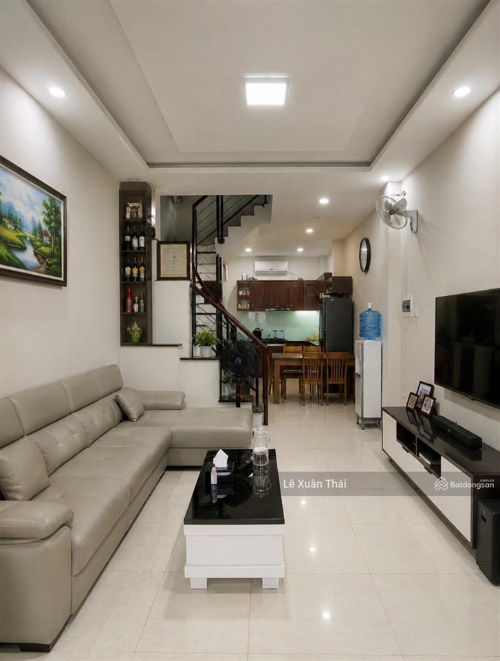 Giảng viên đh chuyển công tác cần bán nhà 73m2, 4t lãnh binh thăng q11, hẻm 8m. giá 15.2 tl