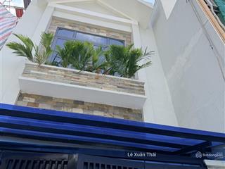 Dồn vào biệt thự chủ bán lại nhà mới xây hẻm 666  3 tháng 2 q10, 39m2, chỉ 7.9 tỷ