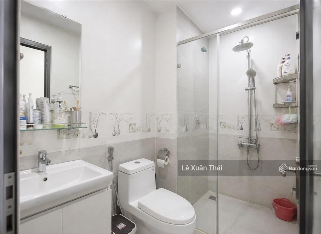Chính chủ cần bán nhà nhật tảo q10 4 tầng 35m2 hẻm thông thẳng tắp  chỉ 7 tỷ.