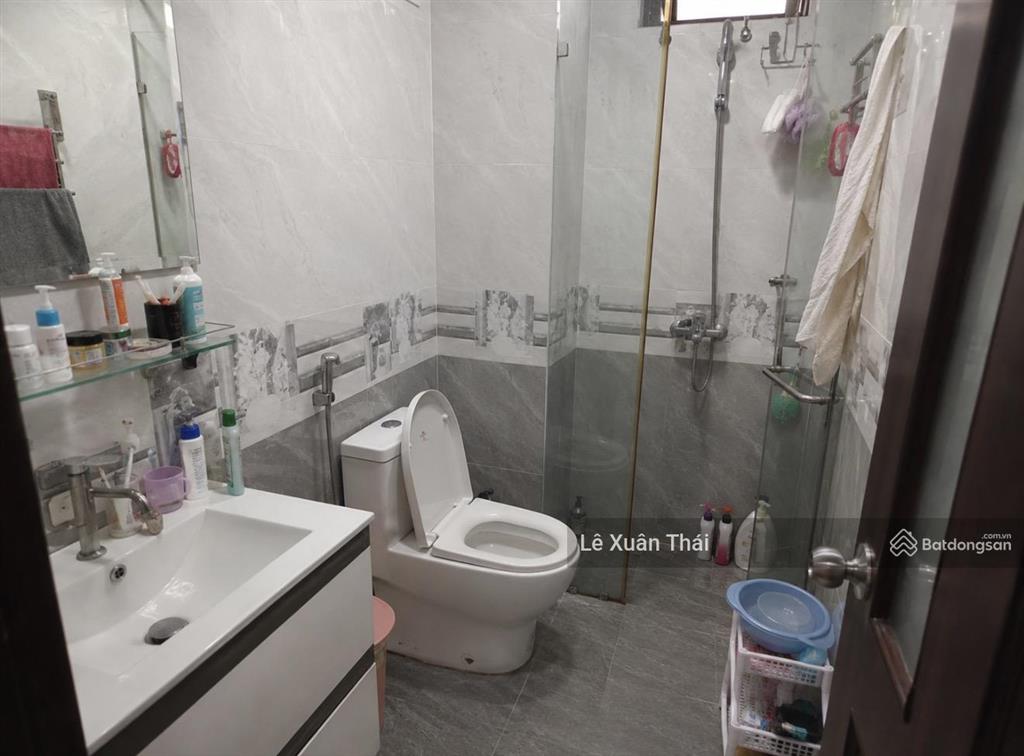 Chính chủ cần bán căn nhà 7,8 tỷ  lạc long quân  tân bình, 4 tầng 50m² ngang 4,2m