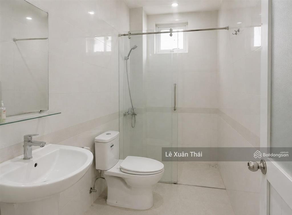 Chủ về nhà mới cần bán lại nhà tôn thất hiệp q11 4 tầng 45m²  8,2 tỷ. nhà trống ở liền