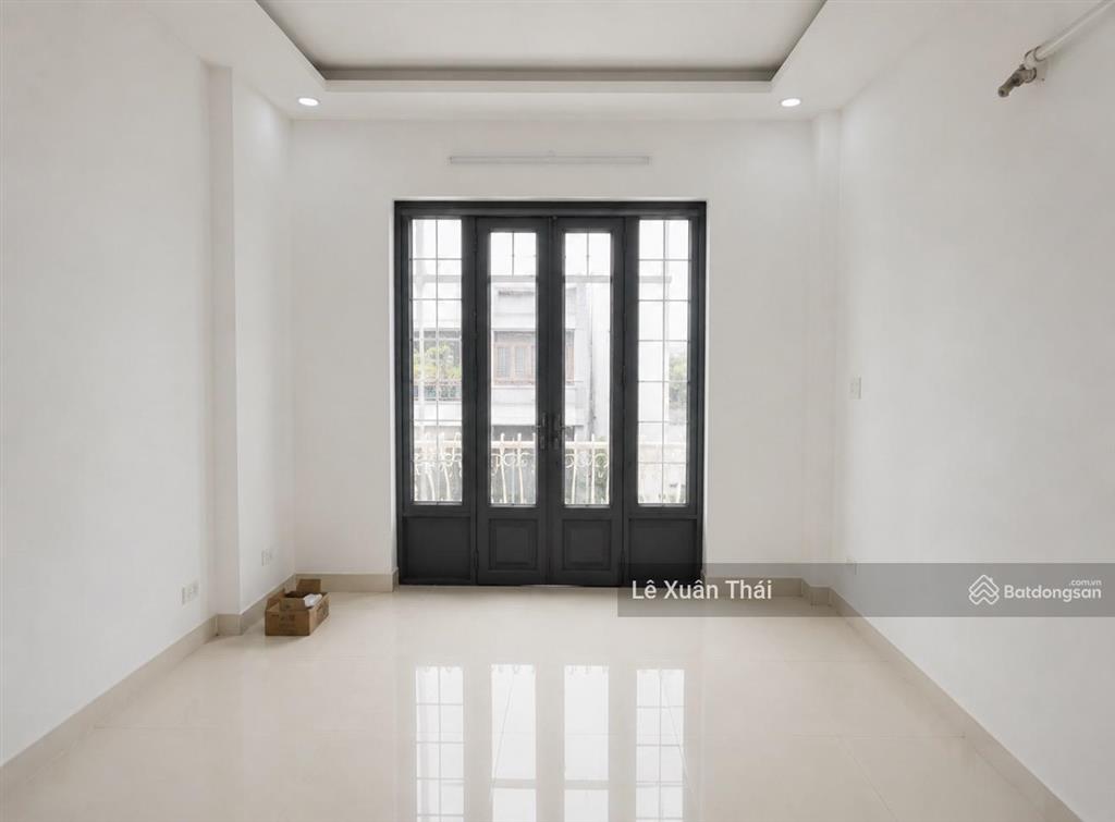 Chủ về nhà mới cần bán lại nhà tôn thất hiệp q11 4 tầng 45m²  8,2 tỷ. nhà trống ở liền