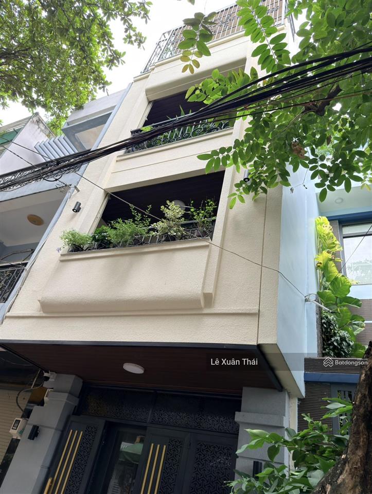 Nhà 4 tầng 69m² ngang 4m đẹp c/x lê đại hành q11 khu vực ít nhà bán, full nội thất. giá 11,5 tỷ