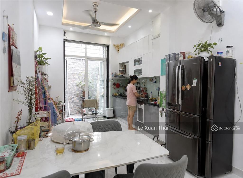 Nhà 4 tầng 69m² ngang 4m đẹp c/x lê đại hành q11 khu vực ít nhà bán, full nội thất. giá 11,5 tỷ