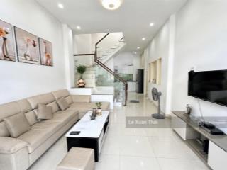 Cần bán nhà 3 tầng 48m², trung tâm 3/2 q10. chỉ 8.3t  đối diện nhà hát hòa bình