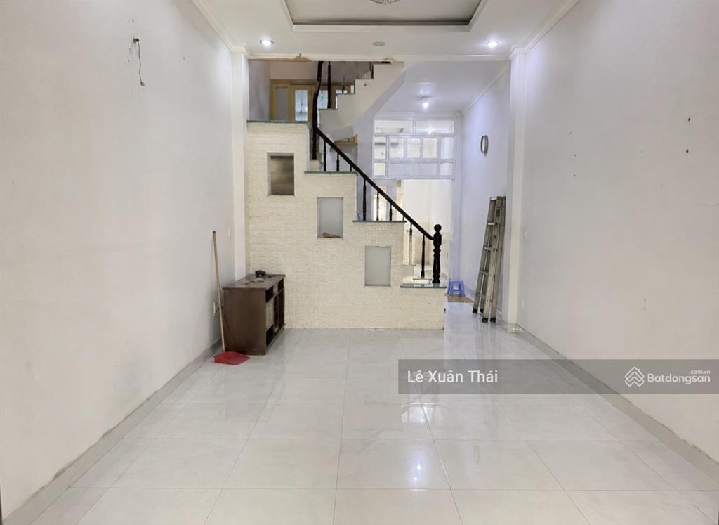 Cần bán nhà sư vạn hạnh gần vạn hạnh mall q10, 4 tầng 46m². giá 8,75 tỷ, ở liền không sửa