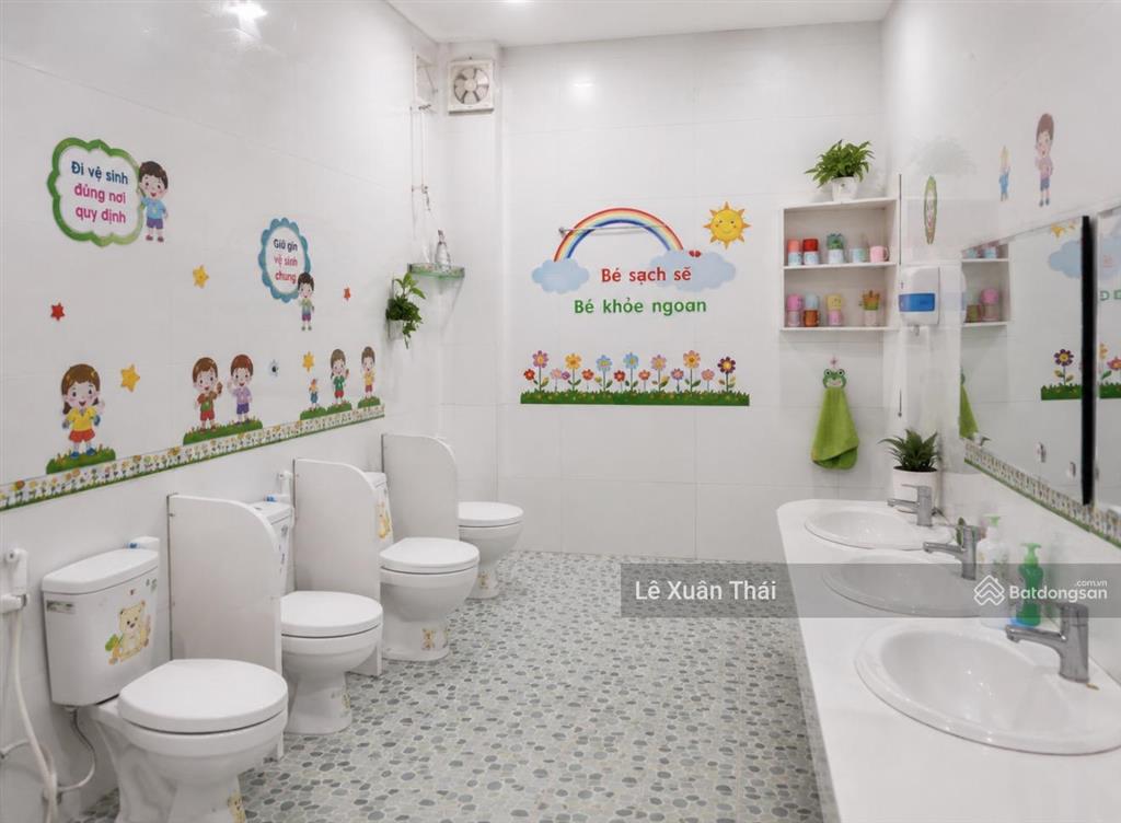 Sắp hết hđ thuê, chủ cần bán chia tài sản nhà 4t hẻm xe tải 3/2 q10, 48m2  9t tl