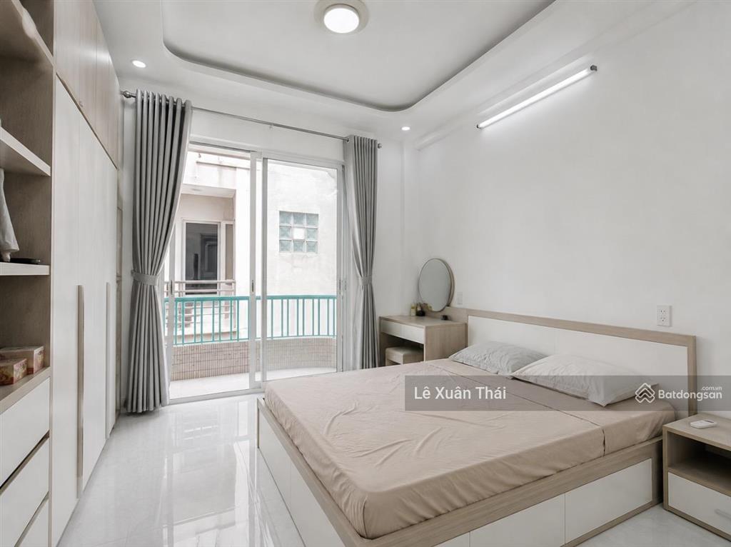 Nhỏ xinh lý tưởng cho gđ trẻ ở và kd giữa tt 3/2 q10, xe hơi tránh, dtsd 102m2. nhỉnh 6t