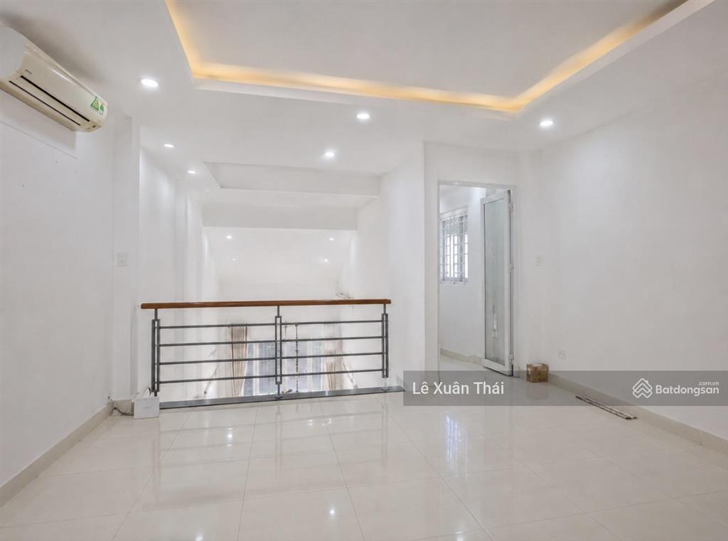 Bán nhà 5 tầng 64m2 ngang 4.2m, 6pn, nội thất xịn, ông ích khiêm q11. giá 11.5 tỷ
