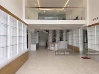 Về chcc dưỡng già, chú cao cần bán nhà 4t thái phiên q11 45m2 giá 8.5 tỷ. kd tốt