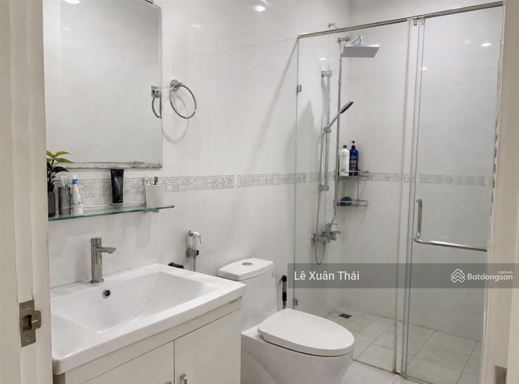 Cần bán nhà vườn lài  tân phú 3t 82m2, ngang 4.2m, ô tô trong nhà. chỉ 8.3 tỷ