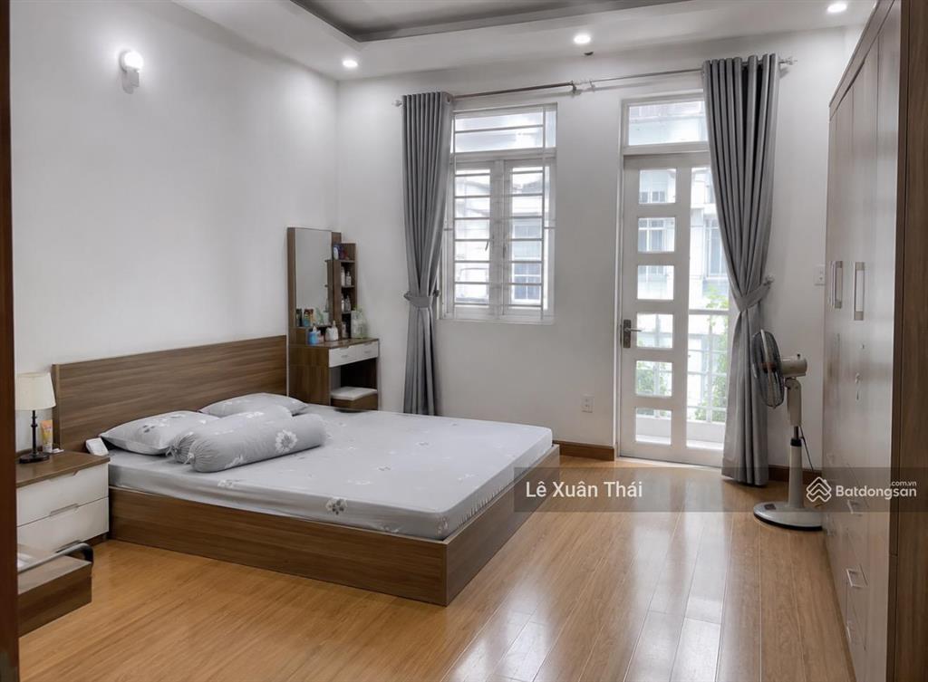 Cần bán nhà vườn lài  tân phú 3t 82m2, ngang 4.2m, ô tô trong nhà. chỉ 8.3 tỷ