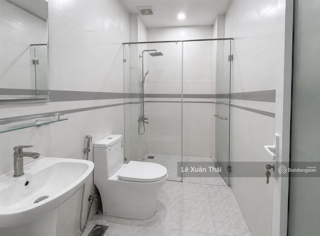 Bán nhà đẹp ở ngay thành thái q10 4 tầng 85m2  4.2m mặt tiền. giá 15.6 tỷ