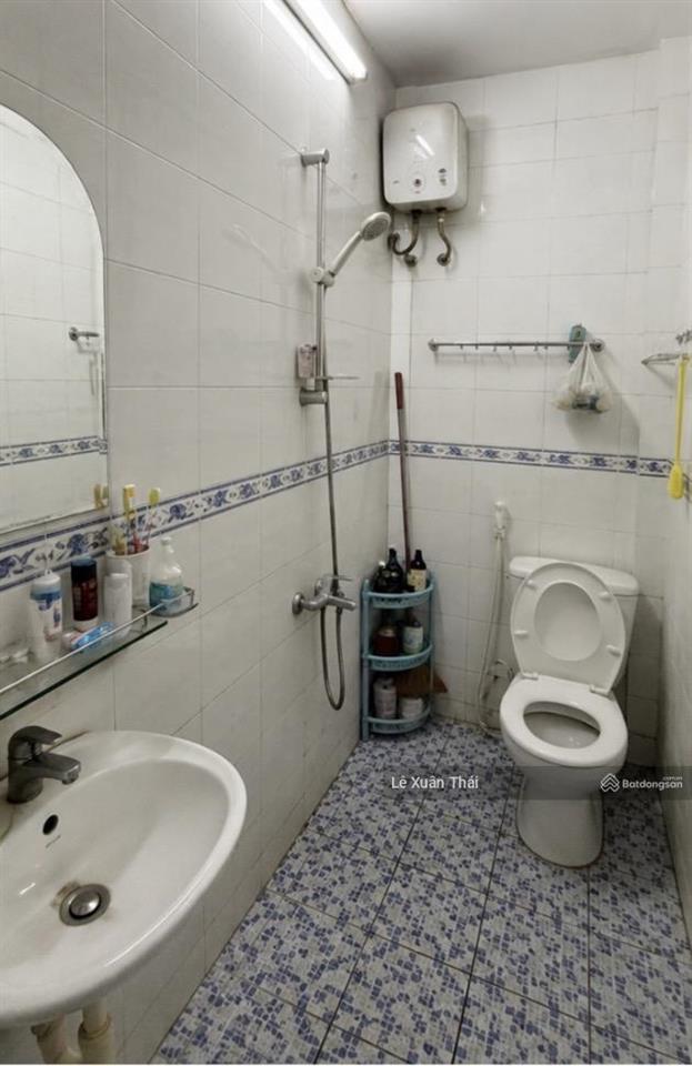 Lê hồng phong p10 q10, diện tích 41m x 2t, 4.1m mặt tiền. giá 6.55t. gần 3 tháng 2