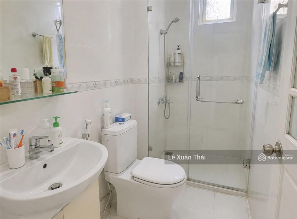 Lý tưởng cho gđ trẻ, nhà hxh lê hồng phong p10 q10, diện tích 42m x 5t. giá 8.1 tỷ. gần vx đbp