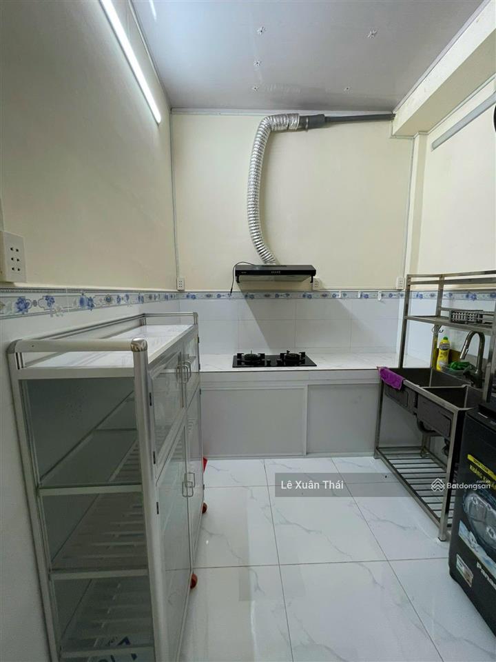 Cần bán nhà lạc long quân q11, 4.1x9.1m vuông vức, xe hơi tới nhà. chỉ 3t6