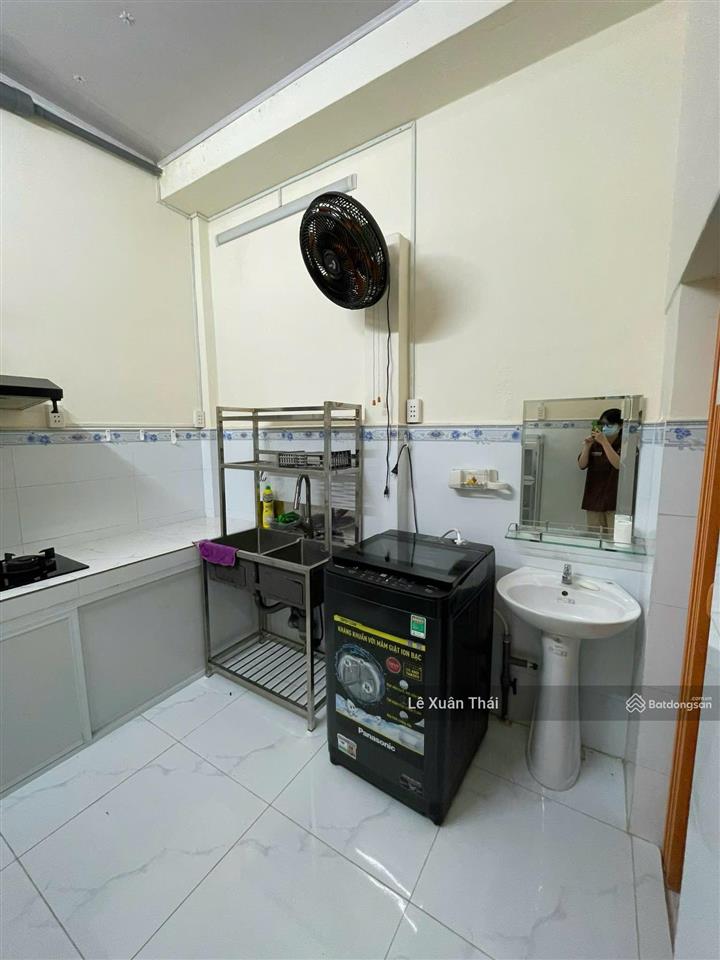 Cần bán nhà lạc long quân q11, 4.1x9.1m vuông vức, xe hơi tới nhà. chỉ 3t6