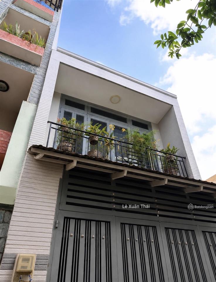 Chuyển về q2, vc trẻ bán lại nhà đẹp minh phụng q11 4x13m, hxh. 6t35, tặng nội thất