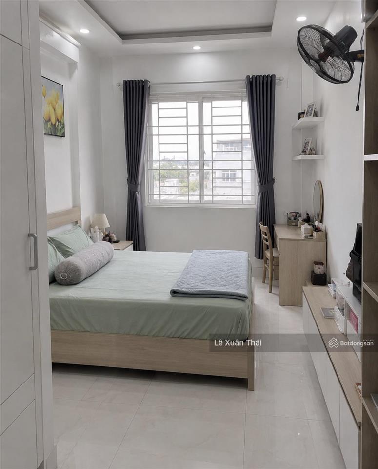 Bán nhà mt cửu long  cx bắc hải  q10 159m x 7t thang máy. 34t9  full nội thất